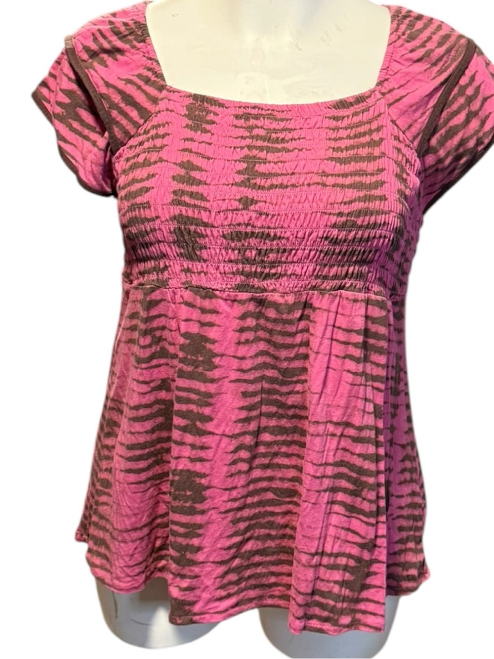 Tommy Hilfiger Womens 2X Pink Animal Print Smocked Top Cap Sleeve Empire Waist